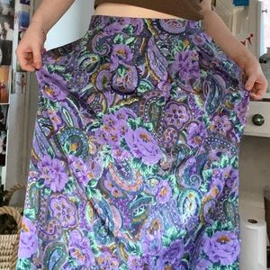 Lovely vintage floral skirt